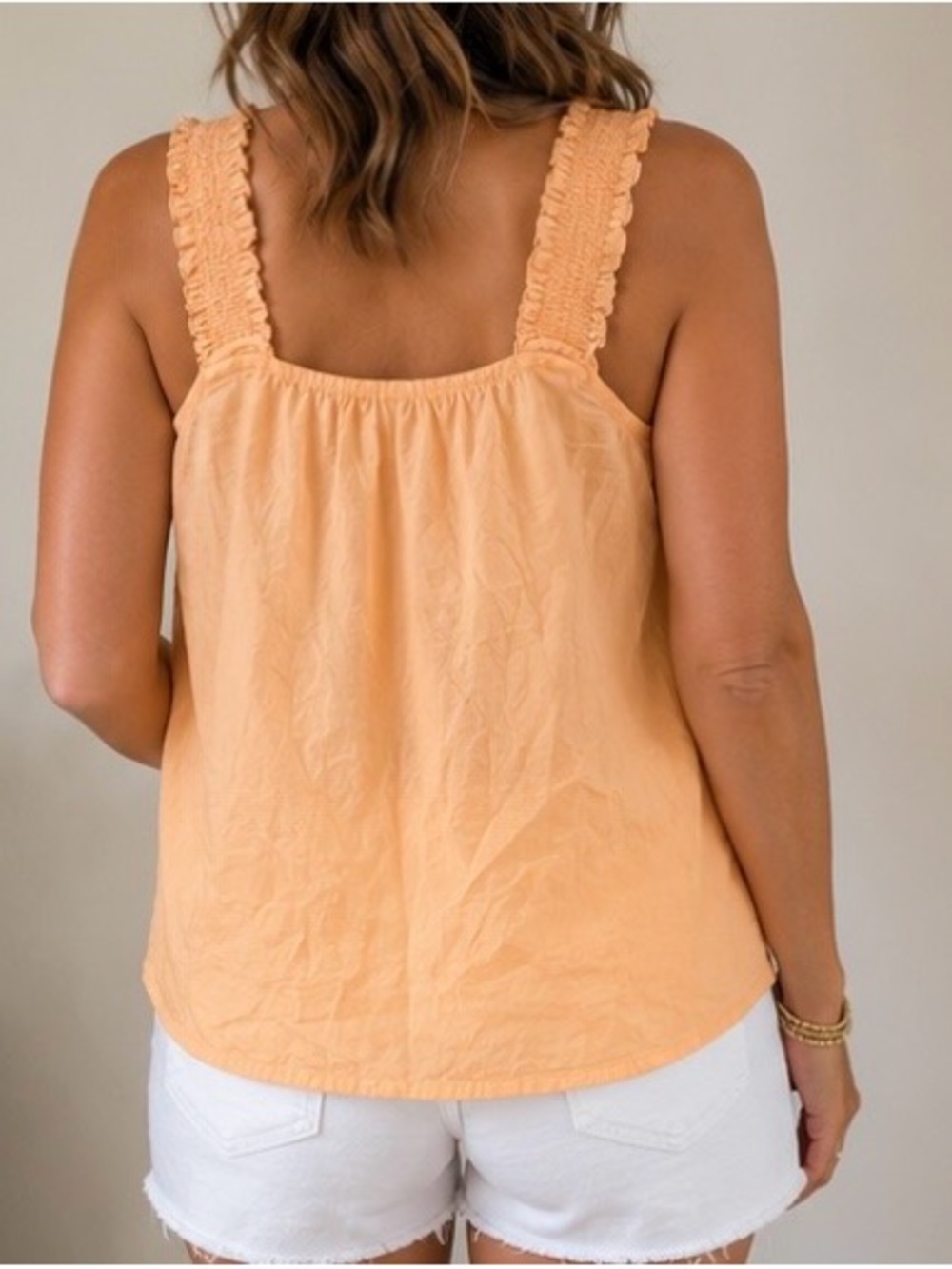 GAP Peach Freeze Smocked Strap Tank Top Size Small - Picture 2 of 5